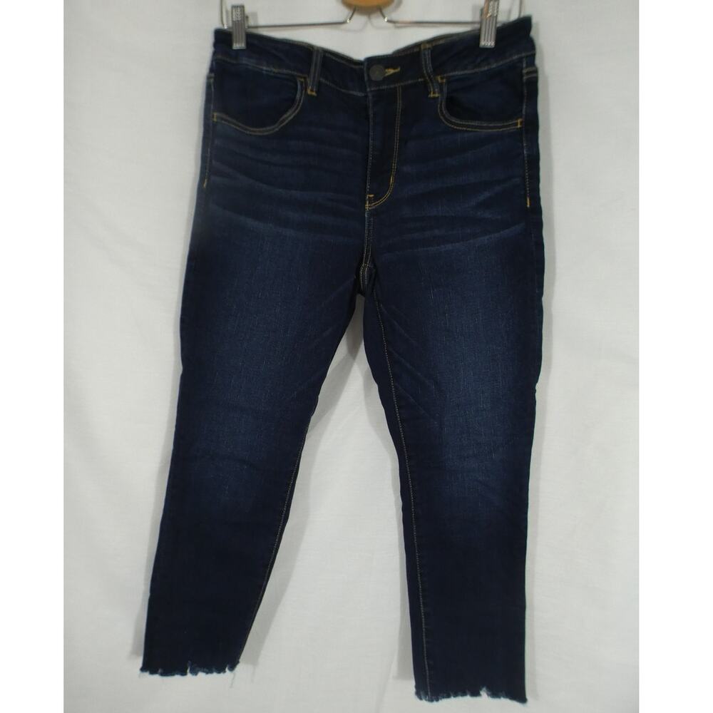 American Eagle Jeggings Women's Size 12 Short Stretchy Distressed Hem